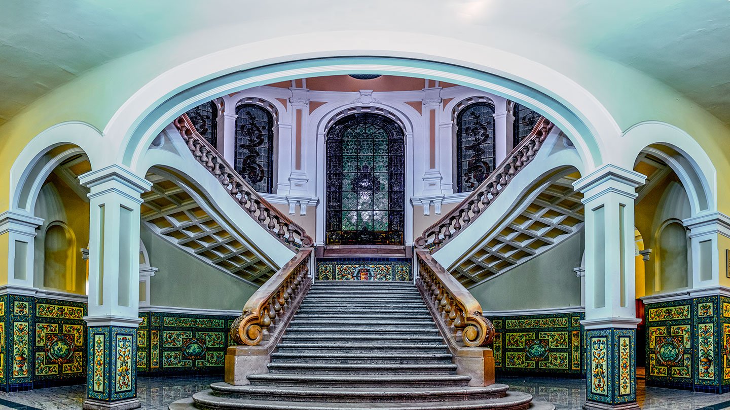 Universidad de Valladolid. Escalera principal